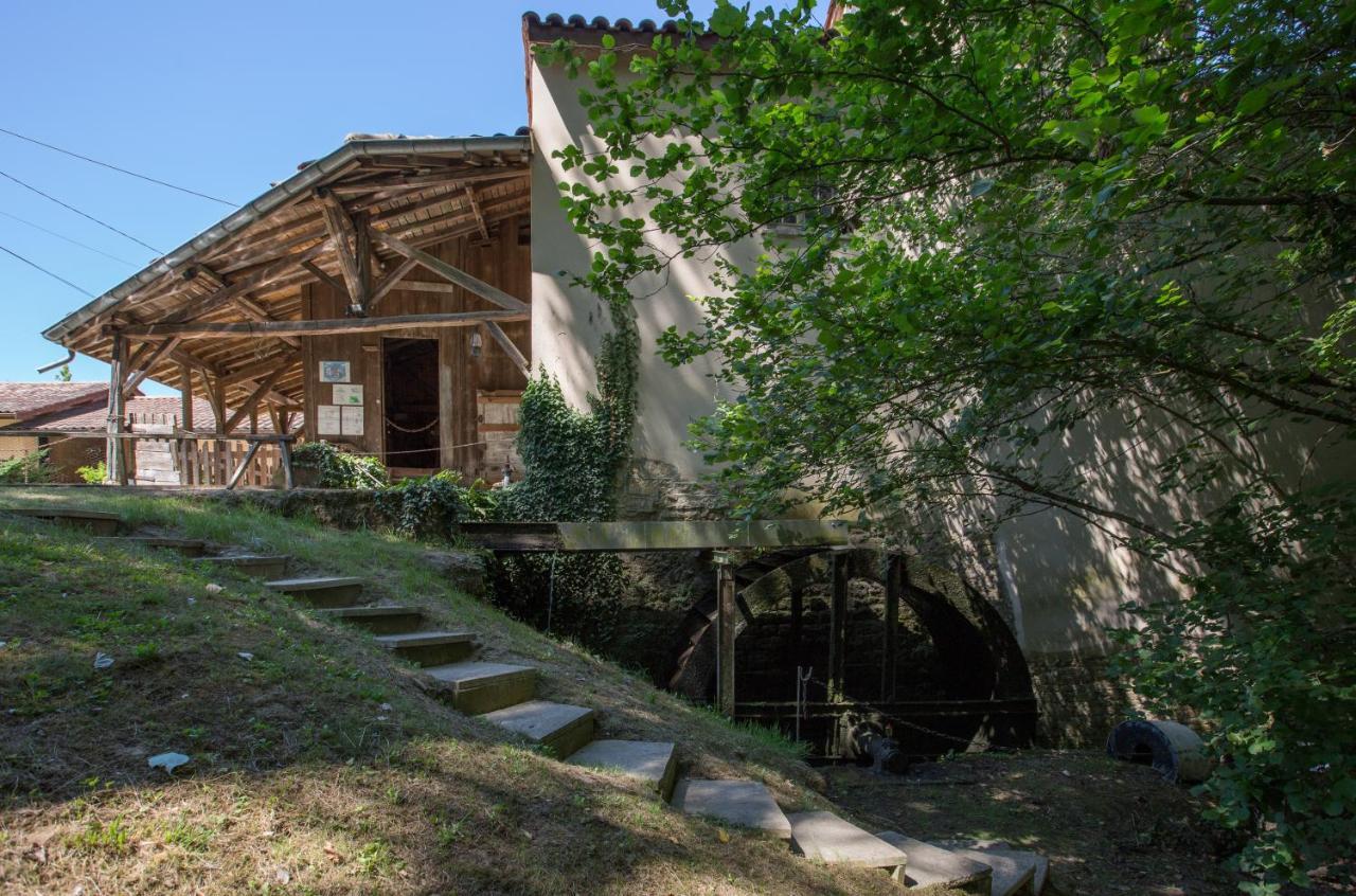 Moulin Crozet Bed & Breakfast Montceaux Exterior photo